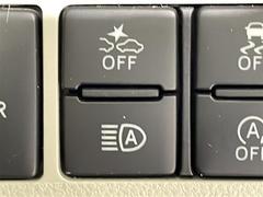 �ڥѥ���饤�ɥɥ��۾����ʤ��Ҥ��ޤǤ⡢������¦�Υ��饤�ɥɥ��ϥܥ����ĤǾ��ߤ�饯�饯�Ǥ���ξ��˲�ʪ�������Ƥ�����Ǥ�ܥ���򲡤��м�ư�ǳ��Ĥ��Ƥ���ޤ��� 5