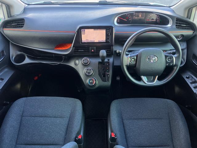 シエンタ X 衝突軽減装置 車線逸脱防止支援システム 横滑防止装置 片側電動スライドドア ドアイージークローザードア アイドリングストップ 純正ナビ ETC バックカメラ スマートキー スペアキー(3枚目)