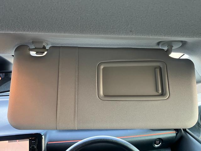 シエンタ X 衝突軽減装置 車線逸脱防止支援システム 横滑防止装置 片側電動スライドドア ドアイージークローザードア アイドリングストップ 純正ナビ ETC バックカメラ スマートキー スペアキー(15枚目)