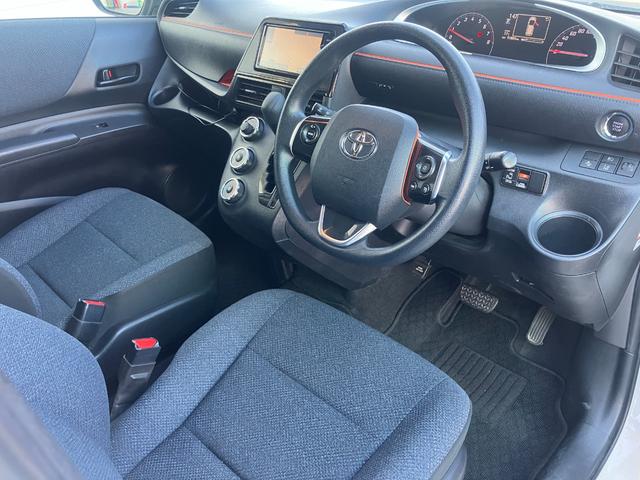 シエンタ X 衝突軽減装置 車線逸脱防止支援システム 横滑防止装置 片側電動スライドドア ドアイージークローザードア アイドリングストップ 純正ナビ ETC バックカメラ スマートキー スペアキー(22枚目)