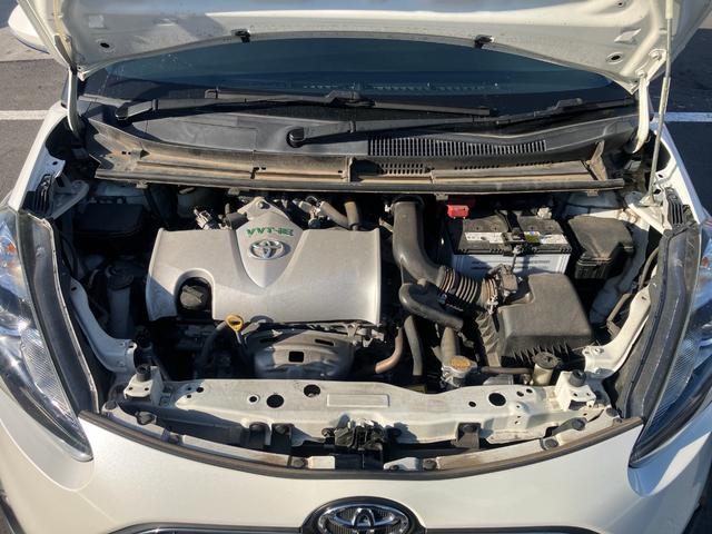 シエンタ X 衝突軽減装置 車線逸脱防止支援システム 横滑防止装置 片側電動スライドドア ドアイージークローザードア アイドリングストップ 純正ナビ ETC バックカメラ スマートキー スペアキー(49枚目)