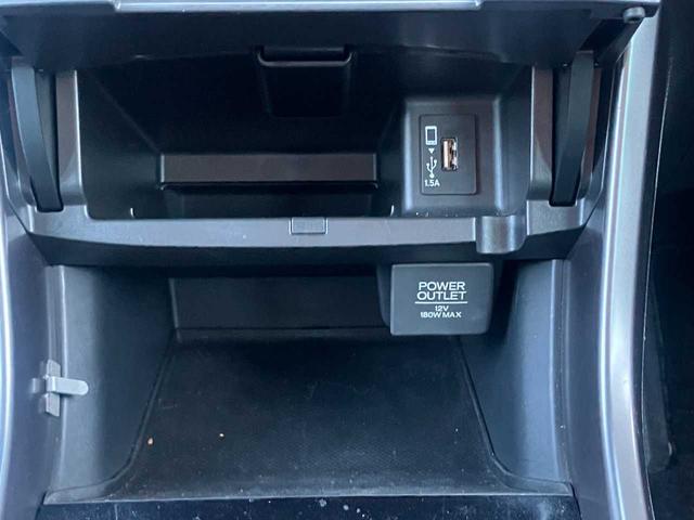 アコードハイブリッド ＬＸ　純正アルミホイール　純正ＬＥＤライト　バックカメラ　ＥＴＣ　衝突軽減装置　ソナー　クルーズコントロール　純正ＨＤＤナビ　パワーシート　プラズマクラスター　スマートキー（15枚目）