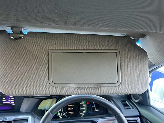 アコードハイブリッド ＬＸ　純正アルミホイール　純正ＬＥＤライト　バックカメラ　ＥＴＣ　衝突軽減装置　ソナー　クルーズコントロール　純正ＨＤＤナビ　パワーシート　プラズマクラスター　スマートキー（19枚目）