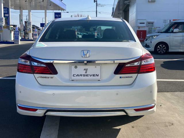 アコードハイブリッド ＬＸ　純正アルミホイール　純正ＬＥＤライト　バックカメラ　ＥＴＣ　衝突軽減装置　ソナー　クルーズコントロール　純正ＨＤＤナビ　パワーシート　プラズマクラスター　スマートキー（39枚目）