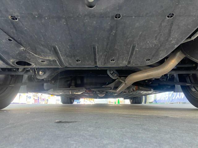 アコードハイブリッド ＬＸ　純正アルミホイール　純正ＬＥＤライト　バックカメラ　ＥＴＣ　衝突軽減装置　ソナー　クルーズコントロール　純正ＨＤＤナビ　パワーシート　プラズマクラスター　スマートキー（50枚目）