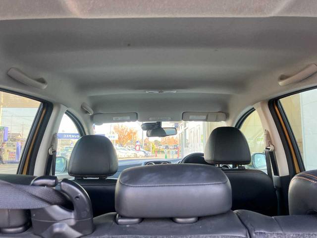 ノート メダリスト　Ｘ　衝突軽減装置　ソナー　アラウンドビューモニター　横滑防止装置　社外ナビ　ＥＴＣ　車線逸脱防止支援システム　スマートキー　スペアキー　アイドリングストップ（29枚目）