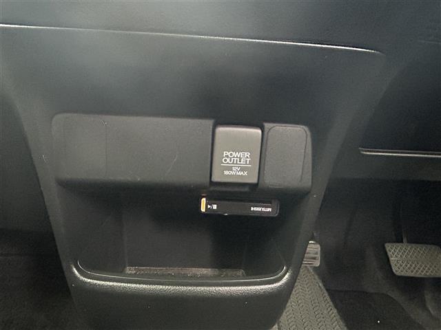 N-BOXカスタム G ターボSSパッケージ 禁煙車/社外ナビ/ETC(12枚目)