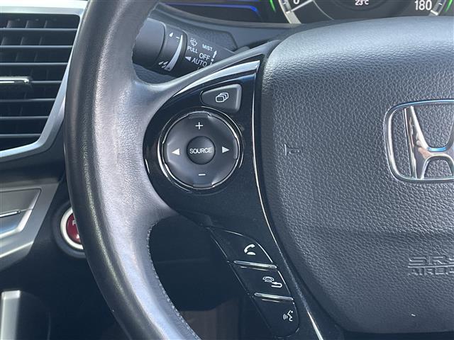 アコードハイブリッド LX 禁煙車 ワンオーナー 純正ナビ Bカメラ フルセグ Bluetooth クルーズコントロール パワーシート LED オートライト フォグライト プッシュスタート スマートキー ETC 純正17AW(12枚目)