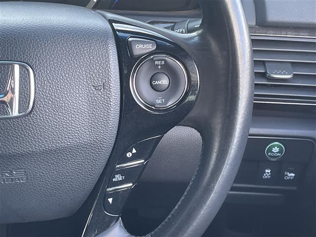 アコードハイブリッド LX 禁煙車 ワンオーナー 純正ナビ Bカメラ フルセグ Bluetooth クルーズコントロール パワーシート LED オートライト フォグライト プッシュスタート スマートキー ETC 純正17AW(13枚目)