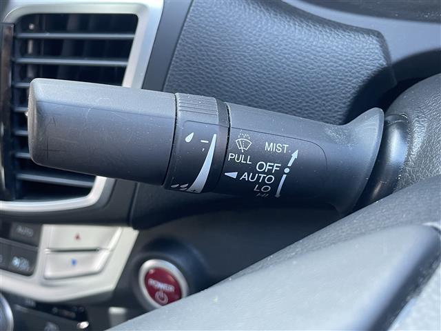 アコードハイブリッド LX 禁煙車 ワンオーナー 純正ナビ Bカメラ フルセグ Bluetooth クルーズコントロール パワーシート LED オートライト フォグライト プッシュスタート スマートキー ETC 純正17AW(15枚目)