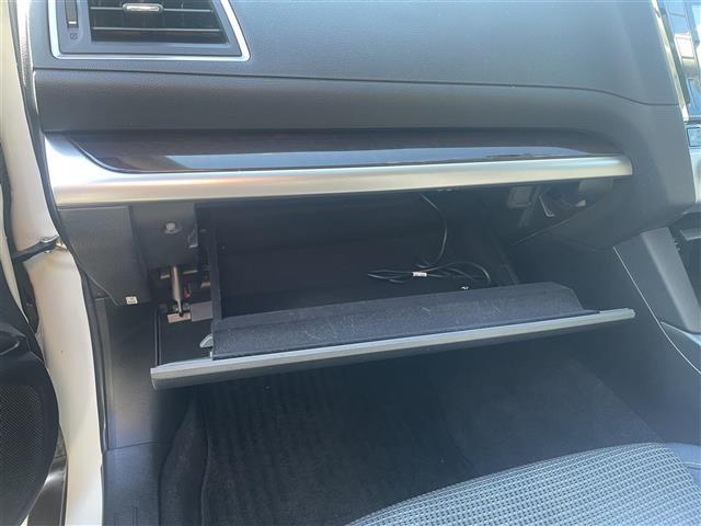 レガシィアウトバック ベースグレード アイサイト 社外メモリナビ ETC レーダークルーズ LEDヘッドライト(15枚目)