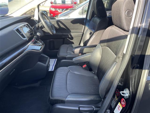 オデッセイ アブソルート（18枚目）