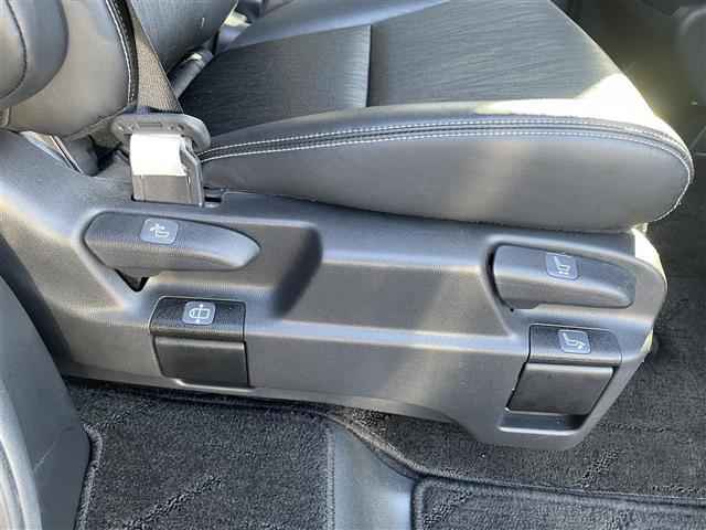 オデッセイ アブソルート（21枚目）