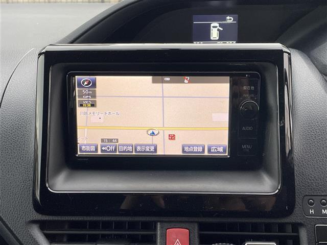 ノア Ｓｉ　純正ナビ　フルセグ　Ｂｌｕｅｔｏｏｔｈ　モデリスタフルエアロ　電動スライドドア　純正１６インチアルミホイール　ＬＥＤ　フォグ　スマートキー　７人乗り　ビルトインＥＴＣ　ＭＴモード　ウォークスルー（8枚目）