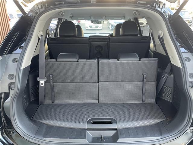 エクストレイル ２０Ｘｔｔ　エマージェンシーブレーキパッケージ　ナビ　アラウンドビューモニター　クルーズコントロール　Ｂｌｕｅｔｏｏｔｈ　パーキングアシスト　４ＷＤ　ＥＴＣ　レーンキープアシスト　コーナーセンサー　ルーフレール　シートヒーター　ＬＥＤ　スマートキー（30枚目）