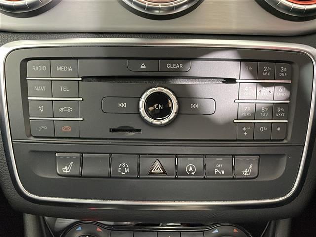 ＣＬＡクラス ＣＬＡ１８０　ＡＭＧライン　純正ＨＤＤナビ　ＣＤ／ＤＶＤ／ＢＴ／フルセグＴＶ　バックモニター　インテリジェントドライブ　コーナーセンサー　ブラインドスポットモニター　ハーフレザーシート　パワーシート　シートヒーター（10枚目）