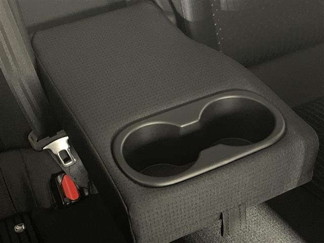 プリウス Ｓ　純正９型ナビ（ＣＤ／ＤＶＤ／ＢＴ／フルセグＴＶ）エアロ　バックモニタートヨタセーフティセンス　前方ドラレコ　ＥＴＣ　ＬＥＤヘッドライト　オートライト　フォグランプ　革巻きステアリング　ステリモ（9枚目）
