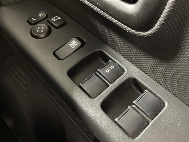 スペーシア ハイブリッドＸ　純正メモリナビ（フルセグＴＶ／Ｂｌｕｅｔｏｏｔｈ）全方位モニター　衝突軽減ブレーキ　レーンキープアシスト　レーダークルコン　シートヒーター　サーキュレーター　リアコーナーセンサー　ステアリングリモコン（10枚目）