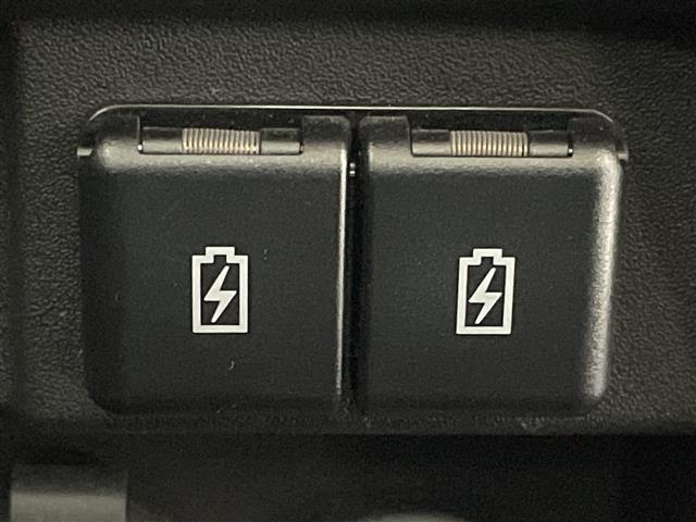 スペーシア ハイブリッドＸ　純正メモリナビ（フルセグＴＶ／Ｂｌｕｅｔｏｏｔｈ）全方位モニター　衝突軽減ブレーキ　レーンキープアシスト　レーダークルコン　シートヒーター　サーキュレーター　リアコーナーセンサー　ステアリングリモコン（15枚目）