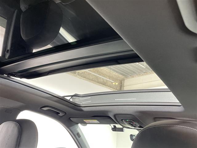 Q5 2.0TFSIクワトロ スポーツ Sラインパッケージ サンルーフ 純正ナビゲーション フルセグテレビ バックカメラ BANG&OLUFSENサウンド 革巻きステアリング パトルシフト オートライト LEDヘッドライト ドライブレコーダー コーナーセンサー(2枚目)