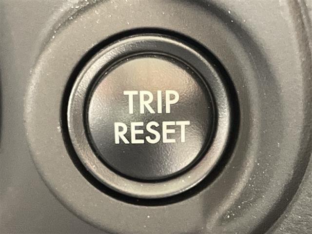 BRZ R 社外9型メモリーナビゲーション フルセグテレビ CD DVD HDMI BT バックカメラ 革巻きステアリング 純正17インチアルミホイール 革巻きステアリング LEDヘッドライト ドライブレコーダー(23枚目)