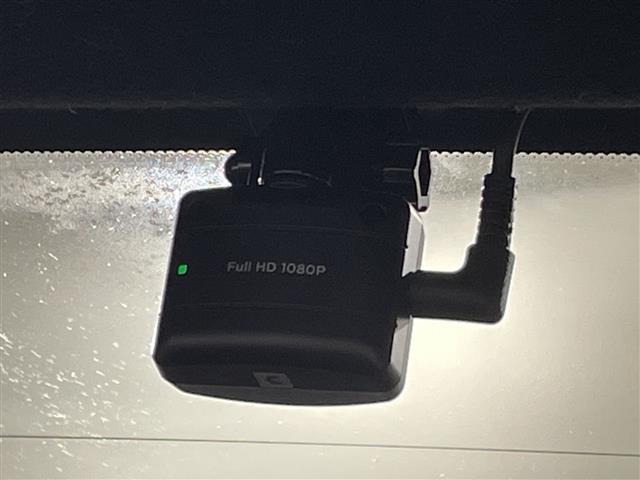 BRZ R 社外9型メモリーナビゲーション フルセグテレビ CD DVD HDMI BT バックカメラ 革巻きステアリング 純正17インチアルミホイール 革巻きステアリング LEDヘッドライト ドライブレコーダー(35枚目)