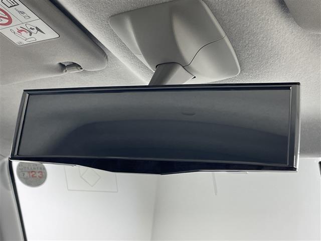 タント カスタムＲＳ　両側パワースライドドア　バックカメラ　社外ナビ【ＡＶＷ－２０４ｉＷ】　ＥＴＣ　フルセグ　後席サンシェード　オートエアコン　パワーウィンドウ　スマートキー　プッシュスタート（8枚目）