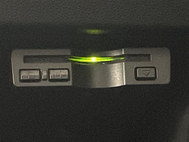 タント カスタムＲＳ　両側パワースライドドア　バックカメラ　社外ナビ【ＡＶＷ－２０４ｉＷ】　ＥＴＣ　フルセグ　後席サンシェード　オートエアコン　パワーウィンドウ　スマートキー　プッシュスタート（10枚目）