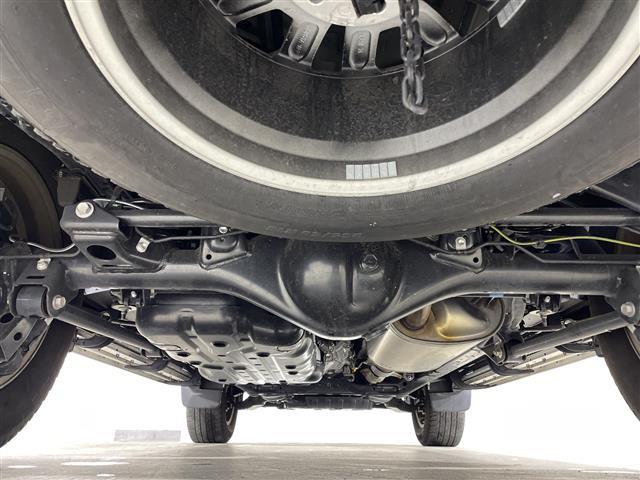 ランドクルーザープラド ＴＸ　Ｌパッケージ　マットブラックエディション　サンルーフ　純正メーカーナビ　フルセグテレビ　アラウンドビューモニター　黒革シート　ＢＳＭ　ドライブレコーダー　三列目電動シート　シートヒーター　シートクーラー　レーダークルーズコントロール（41枚目）