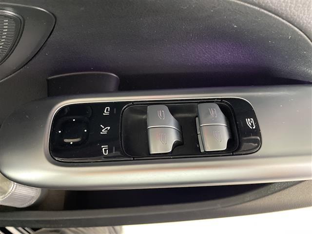 Cクラス C220dアバンギャルド 純正ナビゲーション BT DVD CD フルセグテレビ 全方位カメラ ブラインドスポットモニター ヘッドアップディスプレイ コーナーセンサー レーダークルーズコントロール パトルシフト(10枚目)