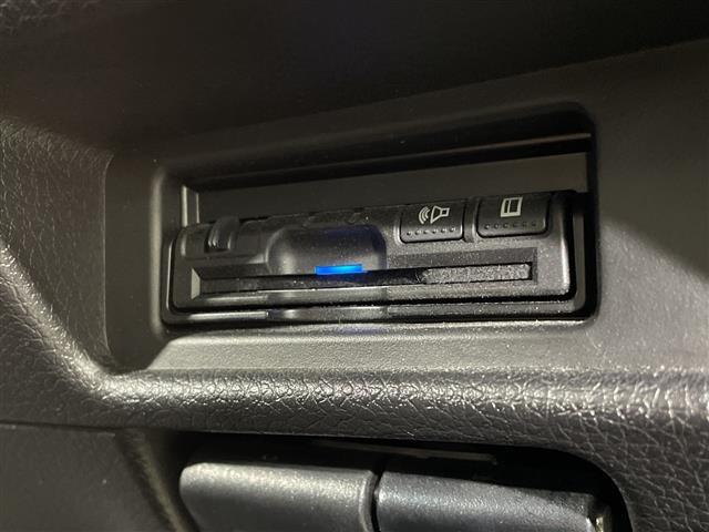 エクストレイル 20Xi 純正メモリナビ(フルセグTV/DVD/CD/BT)アラウンドビューモニター エマージェンシーブレーキ プロパイロット コーナーセンサー デジタルインナーミラー電動リアゲート 純正ドラレコ ETC(11枚目)