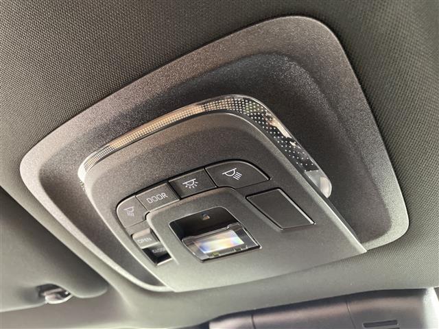 クラウンスポーツ Z 禁煙車 純正ナビ(フルセグTV/Bluetooth)全方位モニター トヨタセーフティー レーダークルコン パノラマルーフ ETC ドラレコ シートヒーター 電動リアゲート デジタルインナーミラー(15枚目)