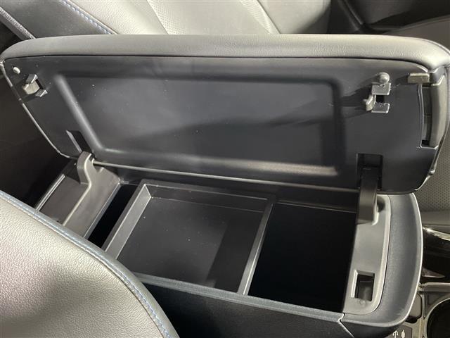 プリウス Aプレミアム ツーリングセレクション モデリスタエアロ JBLサウンド 純正11インチナビ バックカメラ プリクラッシュセーフティ レーンディパーチャーアラート オートハイビーム アダプティブクルーズコントロール クリアランスソナー(15枚目)