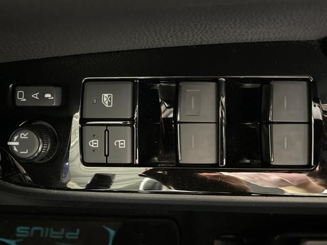 プリウス Aプレミアム ツーリングセレクション モデリスタエアロ JBLサウンド 純正11インチナビ バックカメラ プリクラッシュセーフティ レーンディパーチャーアラート オートハイビーム アダプティブクルーズコントロール クリアランスソナー(16枚目)