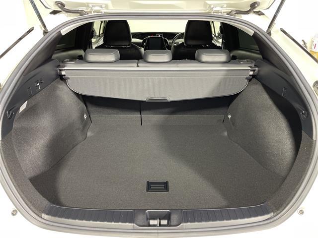 プリウス Aプレミアム ツーリングセレクション モデリスタエアロ JBLサウンド 純正11インチナビ バックカメラ プリクラッシュセーフティ レーンディパーチャーアラート オートハイビーム アダプティブクルーズコントロール クリアランスソナー(29枚目)