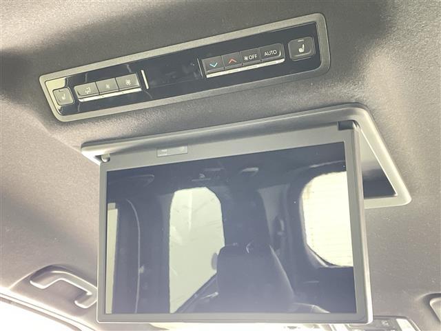 ノア ハイブリッドＳ－Ｚ　純正１０．５インチメモリナビ　全方位モニター　モデリスタエアロ　トヨタアドバンスドパーク　フルセグテレビ　純正フリップダウンモニター　レーダークルーズコントロール　両側パワースライドドア　ＥＴＣ（2枚目）