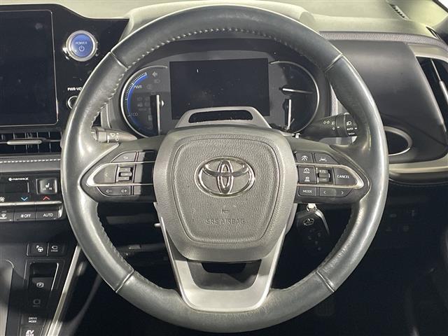 ノア ハイブリッドＳ－Ｚ　純正１０．５インチメモリナビ　全方位モニター　モデリスタエアロ　トヨタアドバンスドパーク　フルセグテレビ　純正フリップダウンモニター　レーダークルーズコントロール　両側パワースライドドア　ＥＴＣ（23枚目）