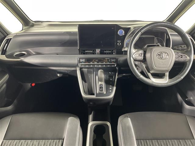 ノア ハイブリッドＳ－Ｚ　純正１０．５インチメモリナビ　全方位モニター　モデリスタエアロ　トヨタアドバンスドパーク　フルセグテレビ　純正フリップダウンモニター　レーダークルーズコントロール　両側パワースライドドア　ＥＴＣ（24枚目）