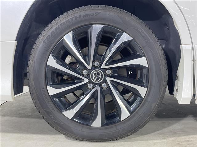 ノア ハイブリッドＳ－Ｚ　純正１０．５インチメモリナビ　全方位モニター　モデリスタエアロ　トヨタアドバンスドパーク　フルセグテレビ　純正フリップダウンモニター　レーダークルーズコントロール　両側パワースライドドア　ＥＴＣ（41枚目）