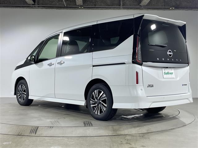 セレナ ｅ－パワー　ハイウェイスターＶ　登録済み未使用車　純正ナビ　フルセグ　全方位カメラ　両側パワースライド　ＢＳＭ　ビルトインＥＴＣ　横滑り防止装置　レーンアシスト　衝突軽減システム　追従型クルーズコントロール　デジタルインナーミラー（35枚目）