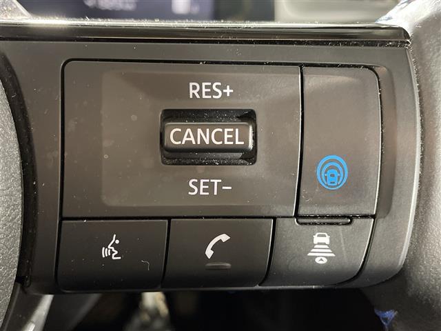 ノート オーテック 純正ナビ 全方位カメラ フルセグ(AM/FM/BT/アップルカープレイ)アラウンドビューモニター ドラレコ追従型クルーズコントロール 横滑り防止装置 レーンアシスト 衝突軽減システム LEDライト(8枚目)