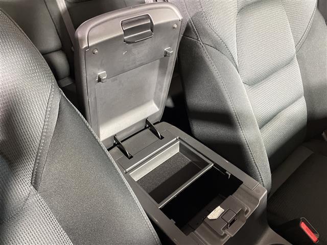 ＣＸ－５ ２０Ｓ　プロアクティブ　純正メモリナビ　Ｂｌｕｅｔｏｏｔｈ　フルセグＴＶ　全方位カメラ　ヘッドアップディスプレイ　パノラミックビューモニター　アイドリングストップ　追従型クルコン　純正ＥＴＣ　レーンキープアシスト（17枚目）