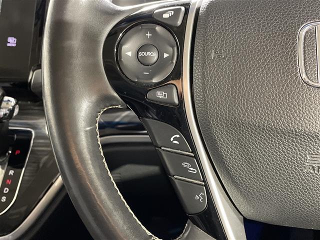 オデッセイハイブリッド ハイブリッドアブソルート・ホンダセンシングＥＸパック　純正ＨＤＤナビ　社外カメラ前後　オットマン　アダプティブクルーズコントロール　両側パワースライドドア　純正ＥＴＣ　社外ドラレコ　レーダー探知機　路外逸脱抑制システム　ブラインドスポットモニター（24枚目）