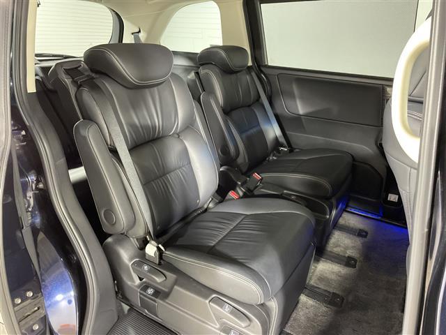 オデッセイハイブリッド ハイブリッドアブソルート・ホンダセンシングＥＸパック　純正ＨＤＤナビ　社外カメラ前後　オットマン　アダプティブクルーズコントロール　両側パワースライドドア　純正ＥＴＣ　社外ドラレコ　レーダー探知機　路外逸脱抑制システム　ブラインドスポットモニター（30枚目）