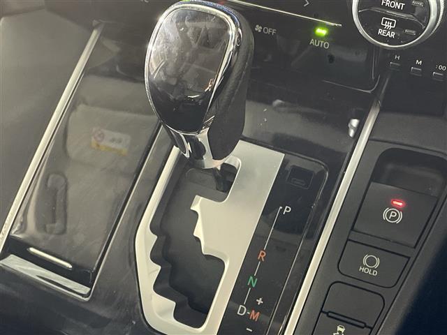 気になる車はすぐにお問い合わせください！画面右側の００６６から始まる無料ダイヤルからお問い合わせ下さい！専門スタッフがお車のご質問にお答えいたします！