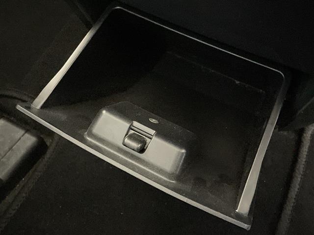 店頭販売もしておりますので、先に在庫が無くなってしまうこともございます。気になる車はまずはお問い合わせください！