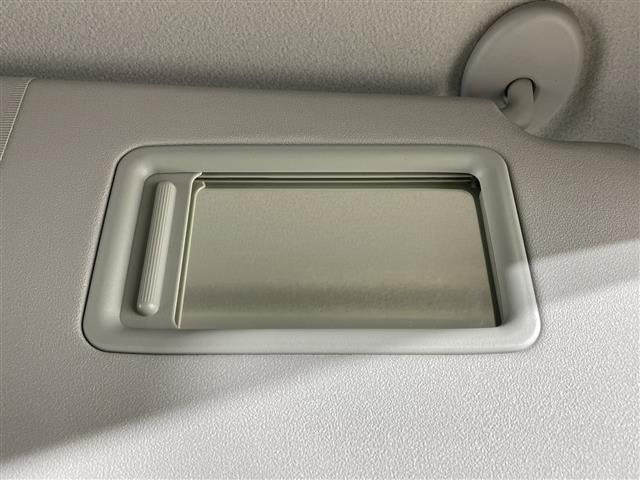 シエンタ Ｇ　純正ナビ　両側パワスラ　３列シート　純正ＥＴＣ　バックカメラ　アイドリングストップ　フルセグテレビ　Ｂｌｕｅｔｏｏｔｈ　ＣＤ／ＤＶＤ再生　オートライト　オートマチックハイビーム　レーンキープアシスト（21枚目）