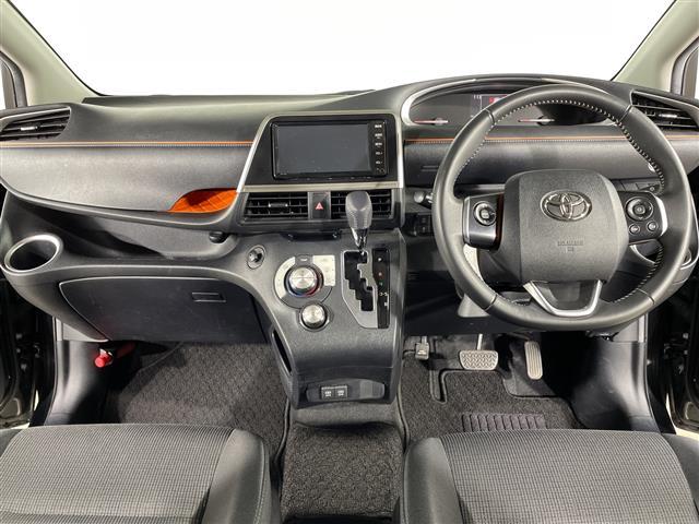 シエンタ Ｇ　純正ナビ　両側パワスラ　３列シート　純正ＥＴＣ　バックカメラ　アイドリングストップ　フルセグテレビ　Ｂｌｕｅｔｏｏｔｈ　ＣＤ／ＤＶＤ再生　オートライト　オートマチックハイビーム　レーンキープアシスト（27枚目）