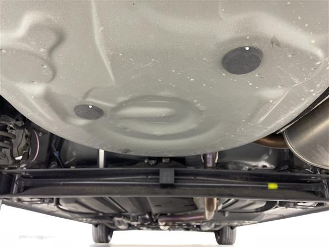 シエンタ Ｇ　純正ナビ　両側パワスラ　３列シート　純正ＥＴＣ　バックカメラ　アイドリングストップ　フルセグテレビ　Ｂｌｕｅｔｏｏｔｈ　ＣＤ／ＤＶＤ再生　オートライト　オートマチックハイビーム　レーンキープアシスト（43枚目）