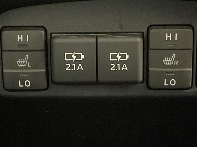 シエンタ ハイブリッド　ファンベースＧ　純正ナビ　両側パワスラ　クルーズコントロール　全方位カメラ　前後コーナーセンサー　社外ドラレコ　純正ＥＴＣ　ＣＤ再生　シートヒーター　ステアリングヒーター　レーンキープアシスト　オートライト　フルセグ（10枚目）